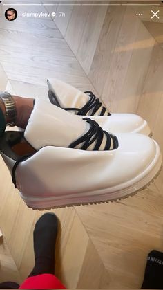 Ugly Shoes, Men Fashion Casual Outfits, Fashion Sneakers, Cute Shoes, Sneakers Fashion, Casual Outfits, Boots, Sneakers