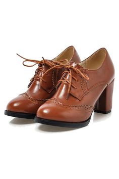 Oxford Heels Outfit, Vintage Oxford Shoes, Oxford Shoes Heels, Oxford Shoes Outfit, Shoes Chunky, Oxford Pumps, Womens Pumps, Oxford Heels, Most Comfortable Shoes