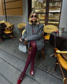 Burgundy Pink Outfit, Cherry Aesthetic Outfits, Burgundy Shoes Outfit Women, Burgundy And Pink Outfit, Burgundy Tights Outfit, Burgundy Tights, Tights Outfits, Burgundy Outfit, Red Tights