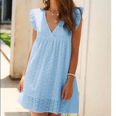 The Perfect Springtime Dress! Whether For An Outdoor Party, Casual Wedding, Or Any Other Occasion, This Baby Blue Eyelet Dress Can Be Accessorized To Be More Formal Or More Casual. See Photo For Size Guide. Petite Summer Dresses, Beach Party Dress, Sundress Casual, White Eyelet Dress, Trapeze Dress, Eyelet Dress, Hip Dress, Lace Fashion, Loose Dress