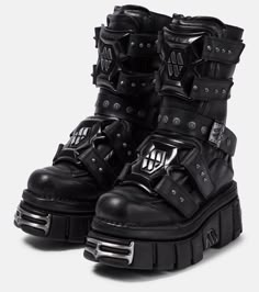 Comfy Sneakers, Goth Shoes, Wedding Sneakers, New Rock, Estilo Punk, Alternative Outfits, Pretty Shoes