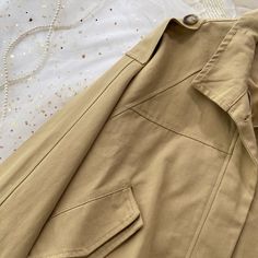 Size: one size Style: commuting Color: khaki, black, brown Size: total length 59 bust 126 sleeve length 68 Short Coats Women, Womens Jackets Casual, Short Coat, Color Khaki, Casual Jacket, Women's Casual, Jacket Tops, Military Jacket, Coats For Women