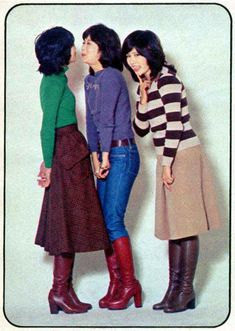 70's girls 1970s High School Fashion, 70s Japan, High School Fashion, Seventies Fashion, 90s Fashion Outfits, G K, J G, Cold Weather Outfits, 60s Fashion