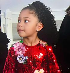 Kylie Baby, Kardashian Kids, Jhene Aiko, Kardashian Family, Bella Hadid Outfits, Family Goals, Travis Scott, Kardashian Jenner, Bella Hadid