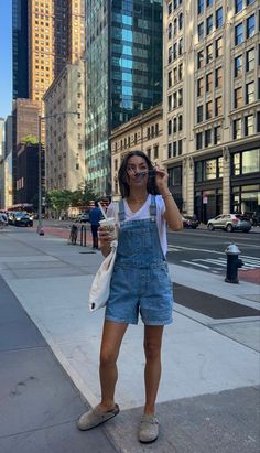 Boston Summer Outfits, Berkinstocks Outfit, Clog Outfit Summer, Birkenstock Outfit Summer, Boston Clogs Outfit, Birkenstock Clogs Outfit