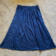 New With Tags Chicos Women’s “Wave Blue” Pleated Maxi Skirt. Chico’s Size 2 Petites (Same As Us 12p). Fabric Is Silky And Flowy. Zipper On The Side. Excellent Condition. Msrp $139 Cad (About $103 Usd). Navy Long Skirt For Spring, Navy Pleated Flowy Skirt, Blue Midi Skirt With Comfort Stretch, Blue Midi Skirt With Elastic Waistband, Navy Casual Flared Skirt, Navy Flowy Midi Skirt, S Wave, Pleated Maxi Skirt, Pleated Maxi