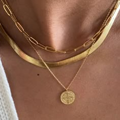 "Item Details -24k gold plated adjustable choker. -14\".  -Handmade in Puerto Rico.  Extensor chain available for purchase." Stacked Gold Necklaces, Golden Necklaces, Chains Aesthetic, Simple Gold Necklace, Pretty Jewelry Necklaces, Gold Necklace Simple, Minimal Necklace, Stacked Necklaces, Golden Necklace