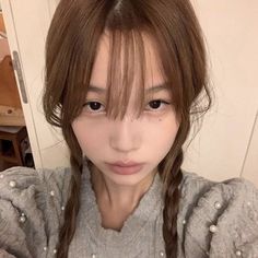 Diamond Face Hairstyle, Korean Face, Kpop Idols, Cute Selfie Ideas, Korean Hairstyle, Cute Makeup