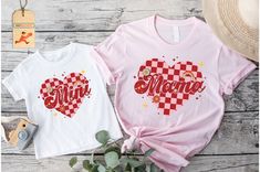 Personalized Mama Mini Heart Shirt, Red Checkered Mama Mini Shirt, Gift For Mama Shirt, Mothers Day Shirt, Gift For Mom, Heart Mama Shirt Hello! First of all thank you for being here and checking out our finest t-shirt designs. In order to provide you best service, we are using the quality materials and beautiful designs. You can always contact us. HOW TO ORDER T-SHIRT * Select your t-shirt color * Select your size * Select your design text color * Click Add to Chart *And wait until the delivery Casual Red Shirt For Valentine's Day, Red Cotton Shirt For Valentine's Day, Mama Mini Shirt, Red Checkered, Design Text, Heart Shirt, Mothers Day Shirts, Mini Heart, Mama Shirt