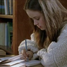 Rory Gilmore Study, American States, Stars Hollow, Her Book, Studying Inspo