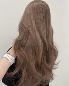 Brown Coffee Hair Color, Dark Milk Tea Brown Hair Color, Smoky Beige Hair Color, Milk Ash Brown Hair, Ash Brown Milk Tea Hair, Brown Tea Hair, Milk Tea Light Brown Hair, Milk Beige Balayage, Milk Hair Color