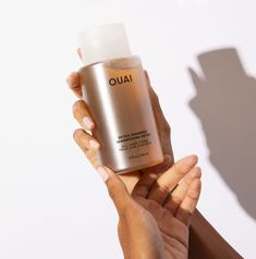 Detox Shampoo Ouai Hair Products, Ouai Conditioner, Shampoo For Thick Hair, Shampoo For Itchy Scalp, Shampoo For Dry Scalp, Ouai Hair, Shampoo For Fine Hair, Ouai Haircare, Detox Shampoo