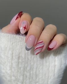 Dark Pink Nails, Bow Nail, Christmas Gel, October Nails, Christmas Gel Nails, Nagel Tips, Simple Gel Nails, Colorful Nails, Short Acrylic