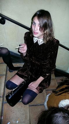 Alexa Chung Style, I'm With The Band, Alexa Chung, Knee Socks, French Girl, Looks Style, Mode Inspiration, Grunge Fashion, Eminem