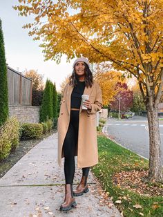 Brown Chunky Boots Outfit, Brown Chelsea Boots Outfit, Tan Boots Outfit, Chelsea Boot Outfits Women, Chunky Boots Outfit, Brown Boots Outfit, Camel Outfit, Chelsea Boots Outfit, Outfit Botas