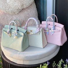 Tas Lv, Luxury Bags Collection, Aesthetic Bags, Dream Bags, Girly Bags, Lv Bags, Luxury Purses, Fancy Bags, Bags Aesthetic