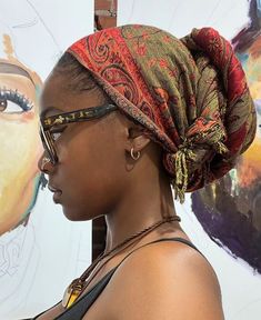 Headwrap Styles Low Bun, Different Headwrap Styles, Braids And Headwraps, Head Wraps Black Women, Headwrap Ideas, Pretty Edges, Headwraps For Natural Hair, Headwrap Styles, Rasta Style