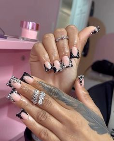 Foods For Gatherings, Cute Duck Nails, Shimmery Nails, Black Duck, Hard Nails, Duck Nails, Colored Acrylic Nails, Work Nails, Dope Nail Designs