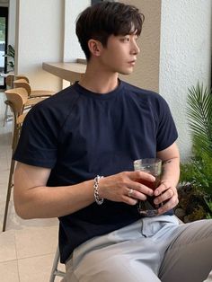 Good quality but size too small. I do M/L and took an XL to have an oversize effect but it didn't make tt the same effect as the photo. Asian Man Haircut, Asian Men Hairstyle, Mens Fade, Mens Haircuts Fade, Cute Asian Guys, Men Fashion Casual Outfits