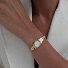 Dainty Watch Aesthetic, Classy Watches Women, Elegant Watches Women, Watch Minimalist, Simple Classic Style, Small Watch