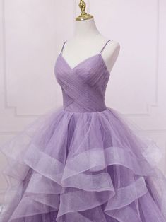 Tulle Banquet Dress With Spaghetti Straps, Tulle Dress With Spaghetti Straps For Banquet, Purple Tulle Evening Dress, Purple Spaghetti Strap Evening Dress, Prom Dress Purple, Tulle Long Prom Dress, Purple Tulle, Long Formal Gowns, A Line Evening Dress