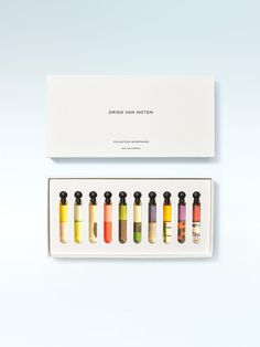 Fragrance Discovery Set Collection Modepaleis | Dries van Noten Dries Van Noten Perfume, Perfume Sample Collection, Perfume Gift Set Packaging, Dries Van Noten Fragrance, Perfume Discovery Set Packaging, Makeup Order, Fragrance Packaging, Perfume Set, Fragrance Samples