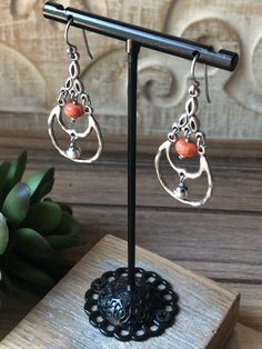 "~ Sterling Silver Teardrop Earrings with Sponge Coral Dangle Accent ~ 1 1/2\" Long ~ .925 & Silpada Logo Stamped ~ Excellent Condition Display Item" Sponge Coral, Silver Link Bracelet, Silpada Jewelry, Teardrop Dangle Earrings, Garden City, Sterling Silver Flowers, Gorgeous Bracelet, Etsy Earrings Dangle, Photo Bracelet