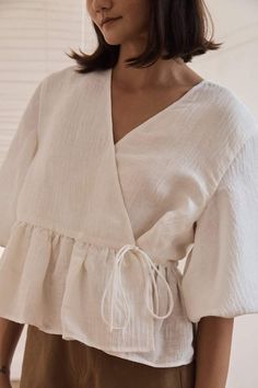 Silk Wrap Top, St Agni, Linen Fashion, Looks Street Style, Hijab Style, Wrap Blouse, Byron Bay, Mode Inspiration, Looks Vintage