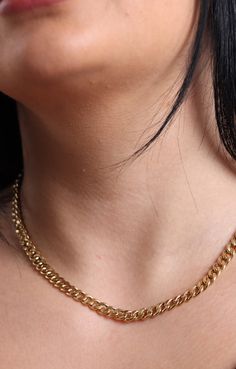 Details: 18k Gold  Length: ~60cm / 23.7 inches weight: ~10 gram width: ~3.2 mm 18k Solid Gold Rope Chain Necklace, 18k Real Gold cuban Chain Bracelet is dainty.  The whole necklace is made of 18k solid gold with the 18k or 750 mark on the prove of authenticity. A beautiful 18k gold necklace is perfect for every occasion. It is elegant and affordable gift for friends and loved ones. It is stylish, pretty and eye-catchig. This necklace shows high quality hand work. Made with high quality materials Gold Cuban Link Necklace With Cable Chain, Gold Cuban Link Necklace With Cable Chain As Gift, Cuban Link Necklace With Cable Chain As A Gift, Cuban Link Necklace As A Gift, Cuban Link Gold Chain Necklace For Gift, Yellow Gold Cuban Link Necklace With Cable Chain, Gold Cuban Link Necklace With Oval Links, Chunky Cuban Link Necklace Gift, Gift Cuban Link Necklace In Yellow Gold