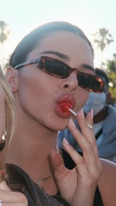 Kendall Jenner Sunglasses, Kendall Jenner Wallpaper, Kendall Ve Kylie, Kendall Jenner Makeup, Stile Kendall Jenner, Estilo Kardashian, Mode Ulzzang