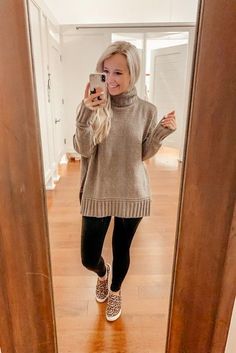 Tunic Sweater Outfits, Winter Outfits Casual Leggings, Sweater Leggings Outfit, Leggings Outfit Winter, Favorite Leggings, Fall Fashion Trends Women, And So It Begins, Teen Clothes, Sweater Turtleneck