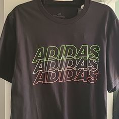 Adidas Mens Black Signature T-Shirt Size Medium. New With Tags Never Worn. Smoke-Free Home. Please Bundle And Save!! Bin 58 Adidas Mens, Adidas Black, Adidas Nike, Black Adidas, Adidas Men, Tee Shirts, Mens Shirts, Man Shop, T-shirt