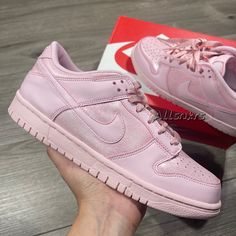 Perfect Barbie Sneaker! Rare Shoe. New In Box. #Nikedunks #Nike #Miamistyle #Barbie Rare Shoes, Miami Fashion, Nike Dunk Low, Dunk Low, Shoes Nike, Nike Dunk, Nike Dunks, Womens Shoes Sneakers, Pink Color