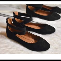 New Bella Marie Black Ballerina Flats With Ankle Straps. Comfortable And Stylish With Back Zipper Closure. Black Ballerina Flats, Cheetah Flats, Sparkle Flats, Bella Marie, Black Ballerina, Embellished Flats, Suede Ballet Flats, Pointy Toe Flats, Brown Flats