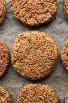 freshly baked cookies are arranged on a baking sheet to be eaten for breakfast or dessert