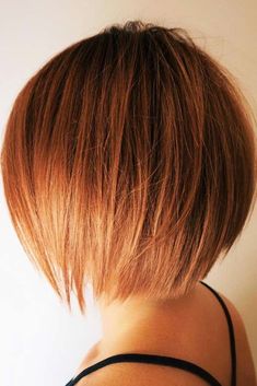 Medium Bob Haircuts, Kort Bob, Auburn Color, Medium Bob Haircut, Medium Bob, Layered Bob Hairstyles, Inverted Bob, Bob Hairstyles For Fine Hair