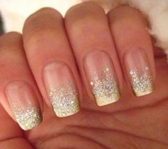 French Mani that can be done with Avon's Translucent Glitter for nail's! http://www.youravon.com/thenewyou Nail Art Mariage, Foto Pertunangan, Wedding Day Nails, Fall Nail Polish, Wedding Nails Design, Super Nails, Nail Art Wedding, Bridal Nails, Prom Nails