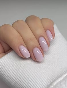 Nails Healthy, Chic Nail Art, Subtle Nails, Simple Gel Nails, Nail Care Tips, Basic Nails, Brittle Nails, Manicure At Home