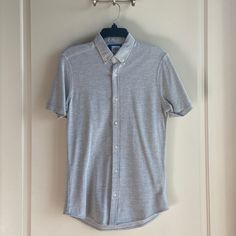 Mens Zara Button Down. Short Sleeve. Heather Gray. Size: Small. Brand New! Never Worn! Slim Fit. Fits Like A Glove. Selling Because It’s Just A Little Too Small For Me. Perfect Summer Shirt! Make Me An Offer! Button Down Short Sleeve, Zara Shirt, Shirt Brand, Casual Shirts For Men, Heather Gray, Perfect Summer, Casual Button Down Shirts, Heathers, Short Sleeve Shirt