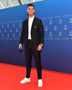 Cristiano Ronaldo Black Suit, Ronaldo Suits Style, Suit With Sneakers Mens Wedding, Vest Outfit