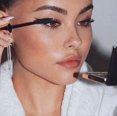 Nose Fillers, Upturned Nose, Estilo Madison Beer, Madison Beer Style