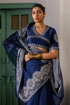 Blue saree with resham zari embroidered floral mandala and swirl patterns highlighted by sequin work. Comes with embroidered unstitched blouse piece. - Aza Fashions Fitted Art Silk Saree With Intricate Embroidery, Blue Embroidered Pre-draped Saree For Transitional Season, Traditional Fitted Pre-draped Saree For Navratri, Festive Pre-draped Fitted Saree With Intricate Embroidery, Fitted Raw Silk Saree With Resham Embroidery, Fitted Saree With Intricate Embroidery For Eid, Fitted Pre-draped Saree With Resham Embroidery In Raw Silk, Fitted Blue Pre-draped Saree For Transitional Season, Fitted Banarasi Silk Sharara With Intricate Embroidery