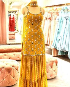 Yellow Sharara, Sharara Designs, Haldi Outfits, Sharara Suit, Salwar Kamiz, Indian Dresses Traditional, Traditional Indian Outfits, Kurti Designs Party Wear