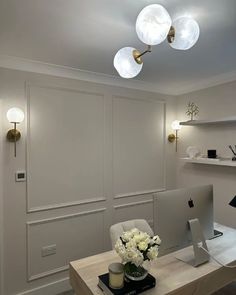 Dulux Nutmeg White office with panelling Nutmeg White Dulux Paint Living Rooms, Nutmeg White Dulux Paint, Dulux Nutmeg White, Dulux Bedroom Colours, Dulux White Paint, Warm White Paint, White Office, Kitchen Hallway