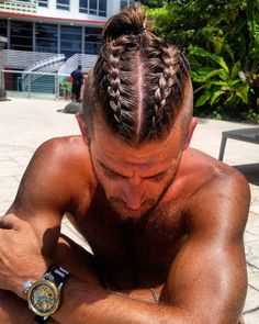 Man Braid, Ponytail Hairstyles For Men, Mens Ponytail Hairstyles, Hairstyles Man, Bun Braids, Braids Bun, Man Ponytail, Braided Man Bun