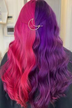 Pink Purple Hair, Split Dyed Hair, Pink Hair Dye, Creative Hair Color, Violet Hair, Split Hair, Hair Color Purple, Pretty Hair Color, Creative Hairstyles