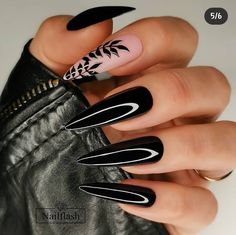 Black Acrylic Nails, Her Nails, Black Nail Designs, Latest Nail Art, White Nail, Gorgeous Nails, Stiletto Nails