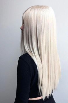 White blonde hair is the dream of many women disregarding the age. And there is no wonder why, just one look at these stunning blonde beauties makes you crave for the same look yourself. #prettyhair Platinum Blonde Hair Color, Platinum Hair, Long Blonde Hair