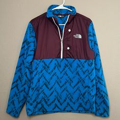 Men’s Size Small Or Could Be Women’s Size Medium Gently Used Looks Brand New Blue Crew Neck Outdoor Outerwear, Blue Crew Neck Outerwear For Outdoor, Blue The North Face Outerwear For Spring, Casual Blue The North Face Tops, Spring Blue The North Face Outerwear, Casual Blue Windbreaker For Winter, The North Face Long Sleeve Windbreaker For Spring, Casual The North Face Windbreaker With Pockets, Casual The North Face Windbreaker For Fall