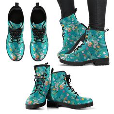 Need an appreciation gift for your Mama? Colorful Dragonfly Handcrafted Boots, Leather Shoes Gifts for Girlfriend *All of our Men's and Women's Faux Leather Boots are custom-made-to-order and handcrafted to the highest quality standards. Our unique designs are second to none. When is the last time you walked into a shoe store and found affordable boots in so many different, phenomenal designs. When you're wearing these boots the complements won't stop. Our boots complement your personality... fi Butterfly Boots, Doc Martens Style, Martens Style, Hippie Boots, Handcrafted Boots, Turtle Love, Save The Elephants, Faux Leather Boots, Comfortable Boots